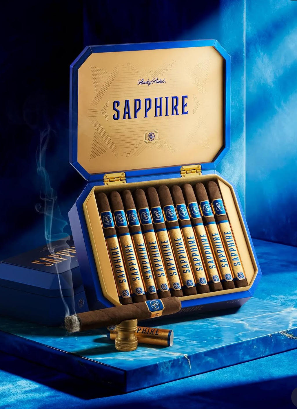 Services sapphire 1